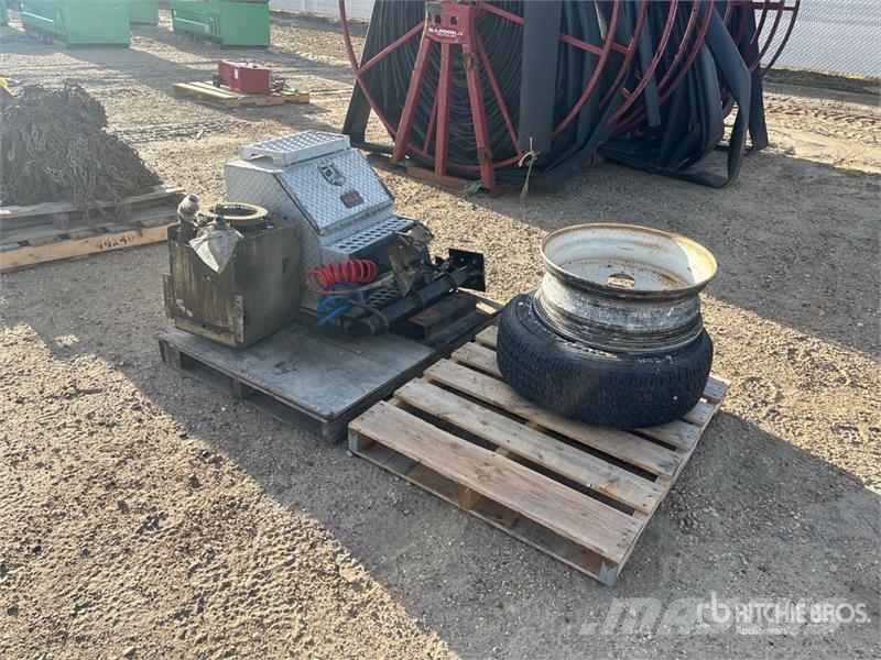  Quantity of Hydraulic Cooler and Parts Drugi deli