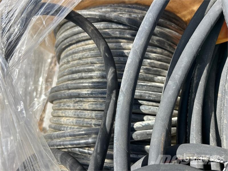 Quantity of Hydraulic Hose Andre komponenter