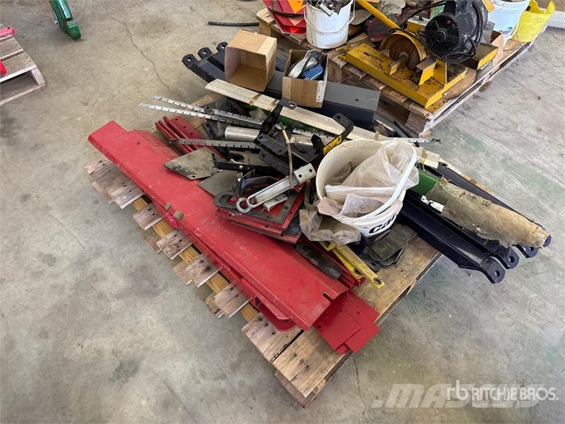  Quantity of Implement Parts Компоненты строительной техники