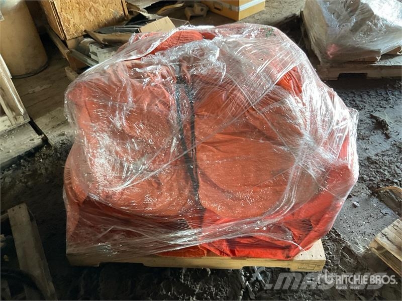 Quantity of Insulated Tarps Ďalšie komponenty