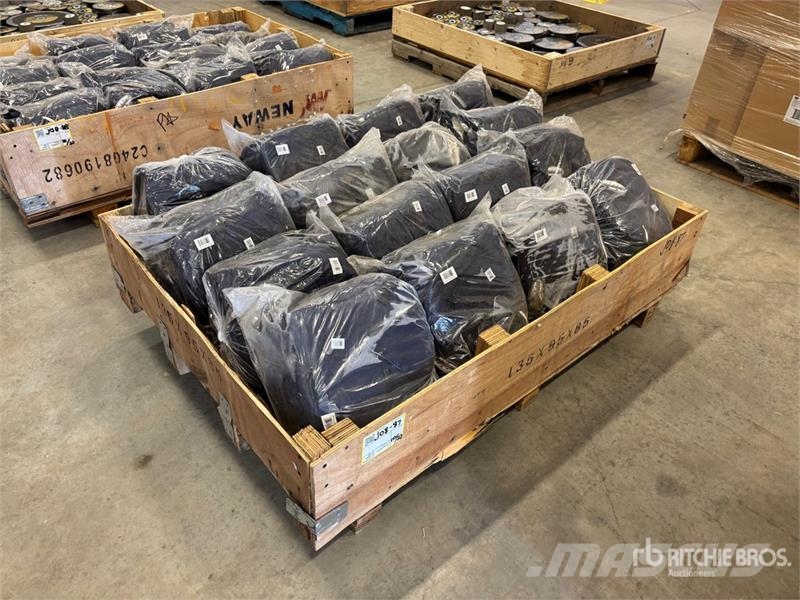 Quantity of Insulated Hard Hat Headliners (Unused) Andre komponenter