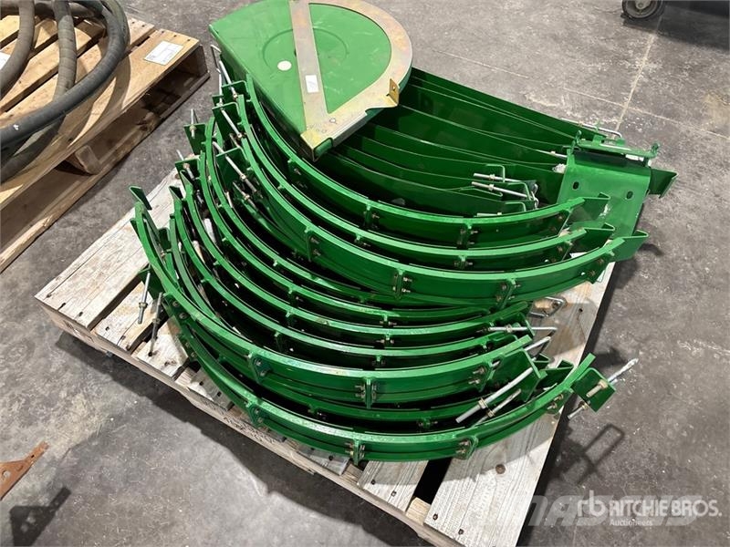 Quantity of John Deere STS/S Series Combine Parts Kiti naudoti statybos komponentai