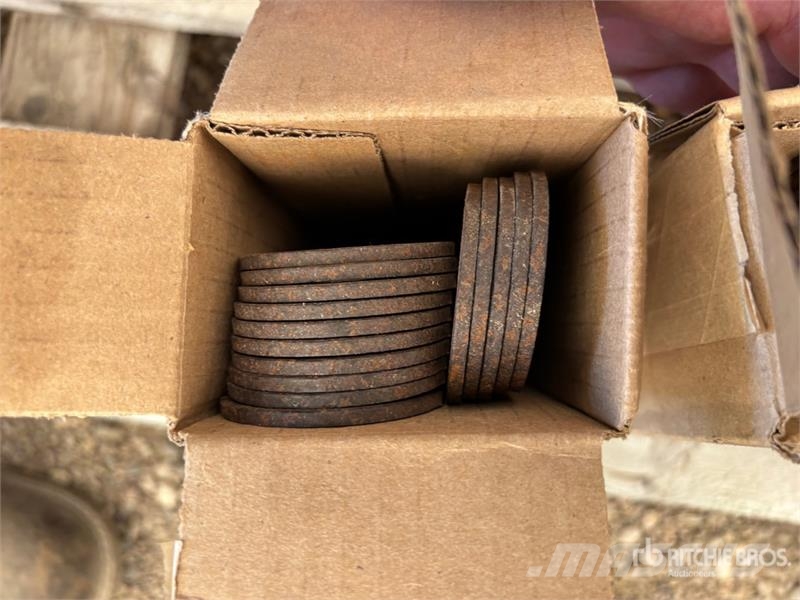 Quantity of John Deere Combine Parts Kiti naudoti statybos komponentai