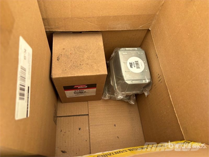 Quantity of John Deere Combine Parts Kiti naudoti statybos komponentai