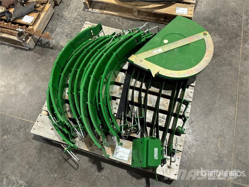 Quantity of John Deere STS/S Series Combine Parts Kiti naudoti statybos komponentai