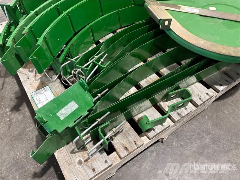Quantity of John Deere STS/S Series Combine Parts Kiti naudoti statybos komponentai