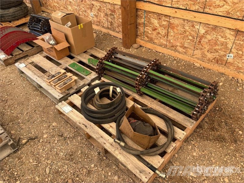 Quantity of John Deere Combine Parts Kiti naudoti statybos komponentai