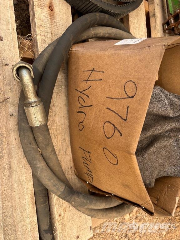 Quantity of John Deere Combine Parts Kiti naudoti statybos komponentai