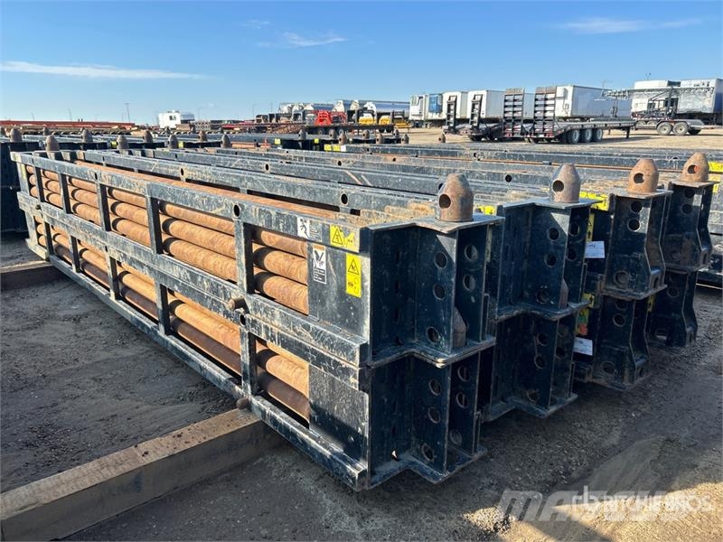 Quantity of JT100 FS2 Drill Pipe Компоненты строительной техники
