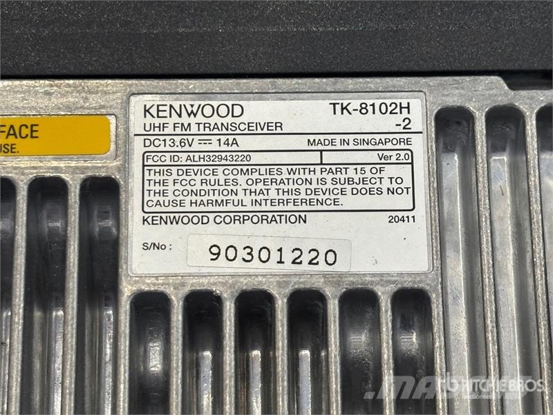 Quantity of Kenwood Truck Mount Radios مكونات أخرى