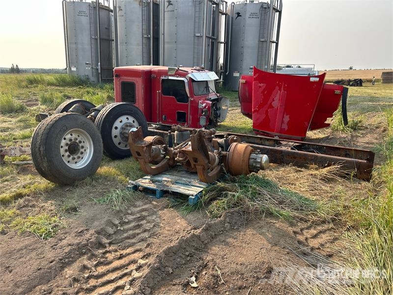 Quantity of Kenworth Parts Transport - Autres