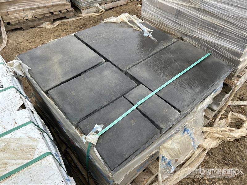  Quantity of Landscaping Bricks ماكينات زراعية - غير ذلك