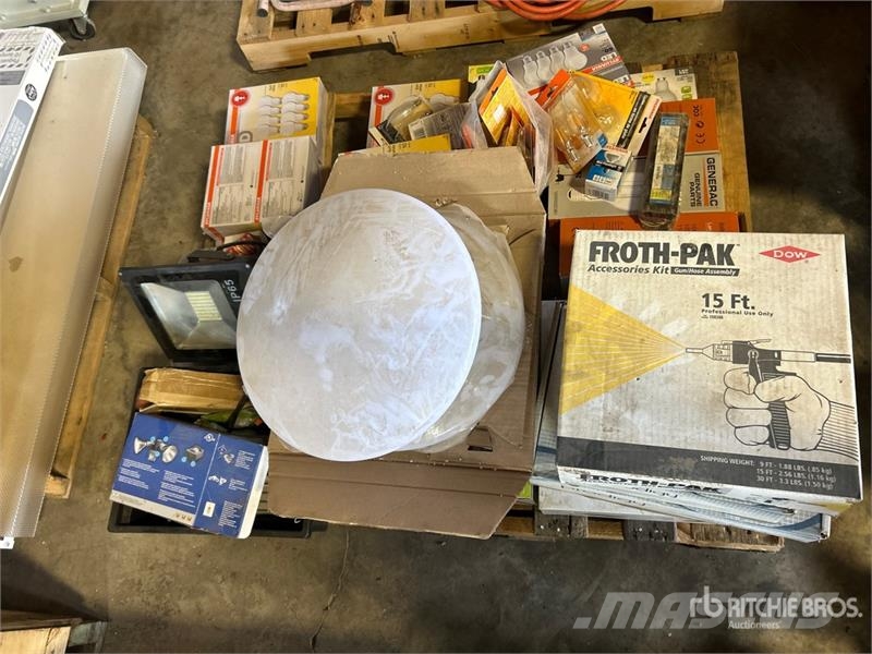 Quantity of Led Bulbs, Gun Hose Assembly & Shop Li Drugi deli