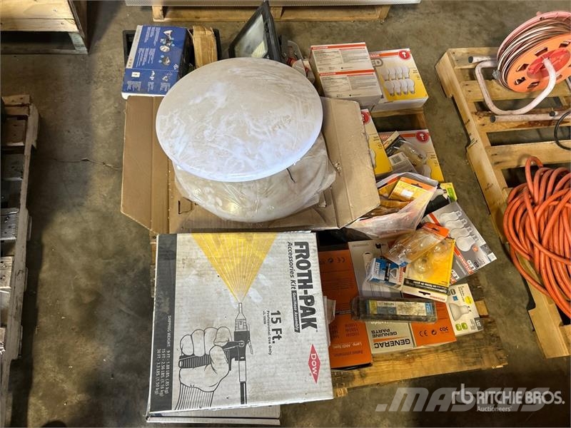 Quantity of Led Bulbs, Gun Hose Assembly & Shop Li Drugi deli