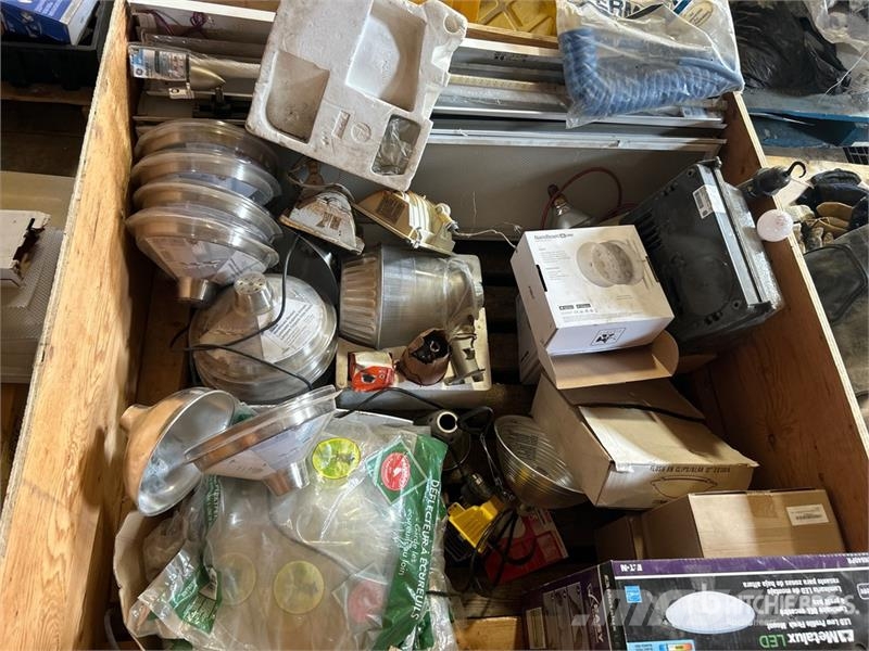 Quantity of Led Lights & Assembly Lighting Fixture Drugi deli