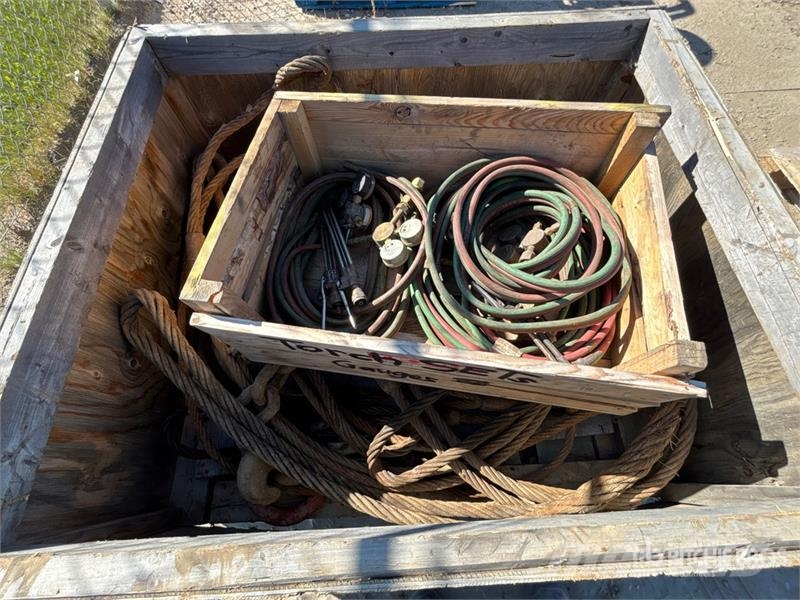 Quantity of Loading Sling أجزاء ومعدات رافعات
