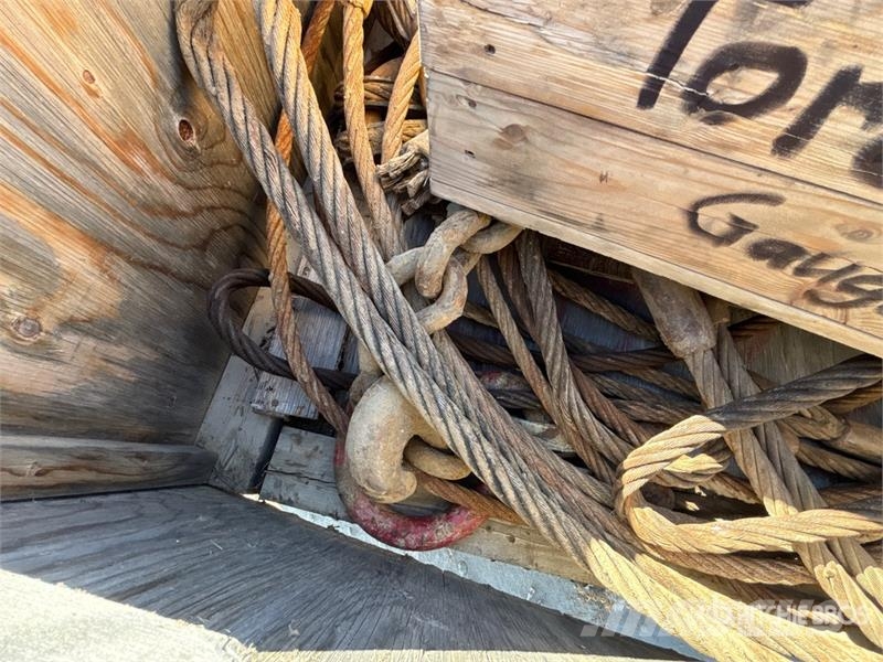 Quantity of Loading Sling أجزاء ومعدات رافعات