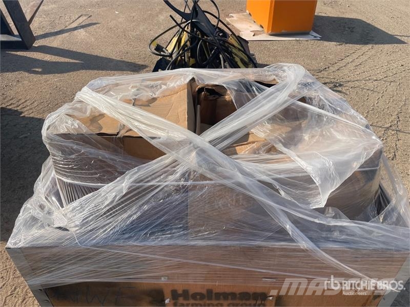 Quantity of MacDon Duck Feet Landbrug - Andet