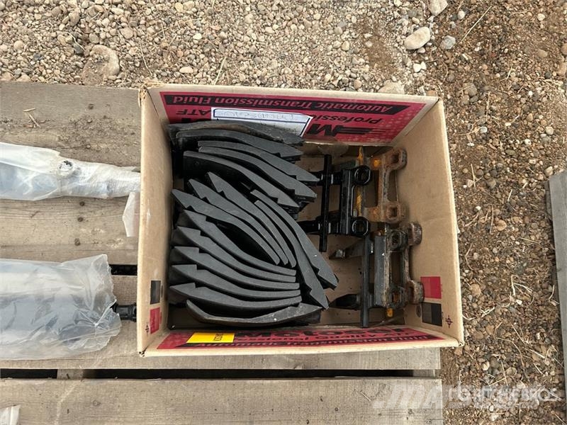  Quantity of MacDon Headers Parts - Fits MacDon FD7 Andre komponenter