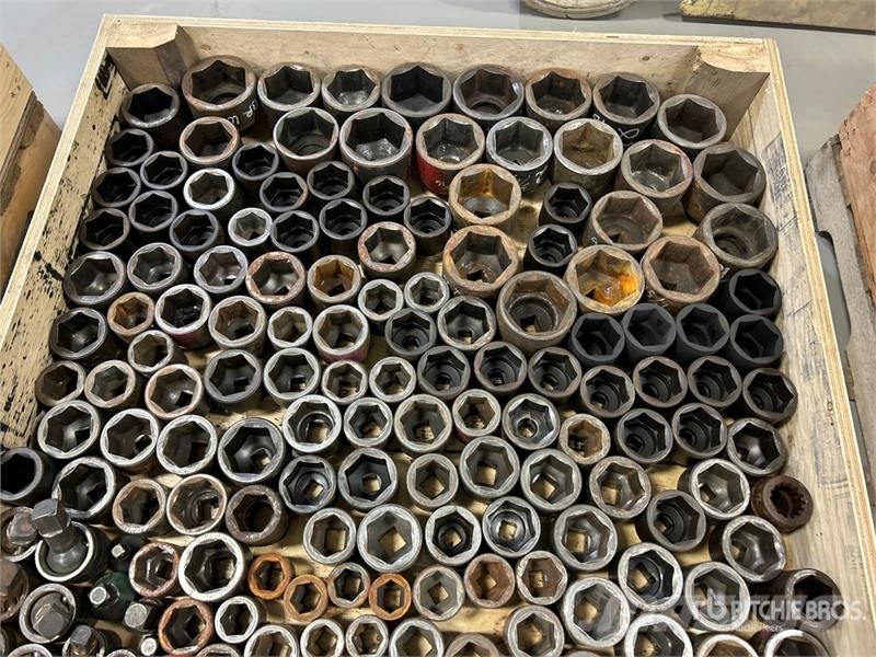  Quantity of Mechanics Impact Gun Sockets مكونات أخرى