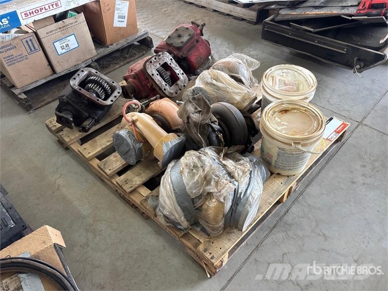  Quantity of Misc. Engine Parts Transportes - Outros
