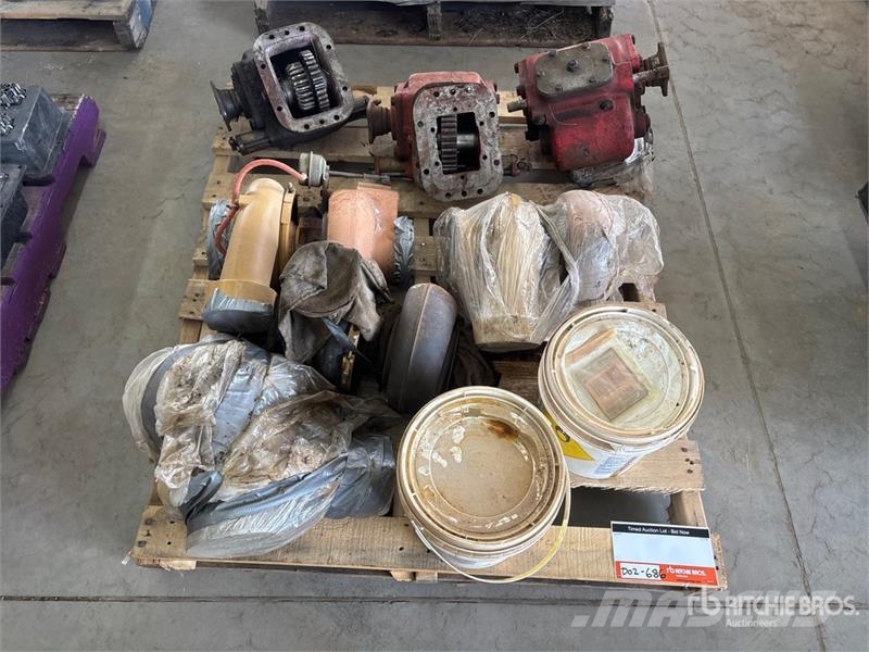  Quantity of Misc. Engine Parts Transportes - Outros
