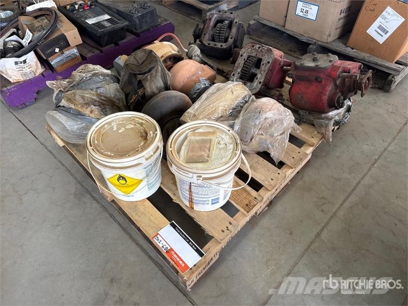  Quantity of Misc. Engine Parts Transportes - Outros
