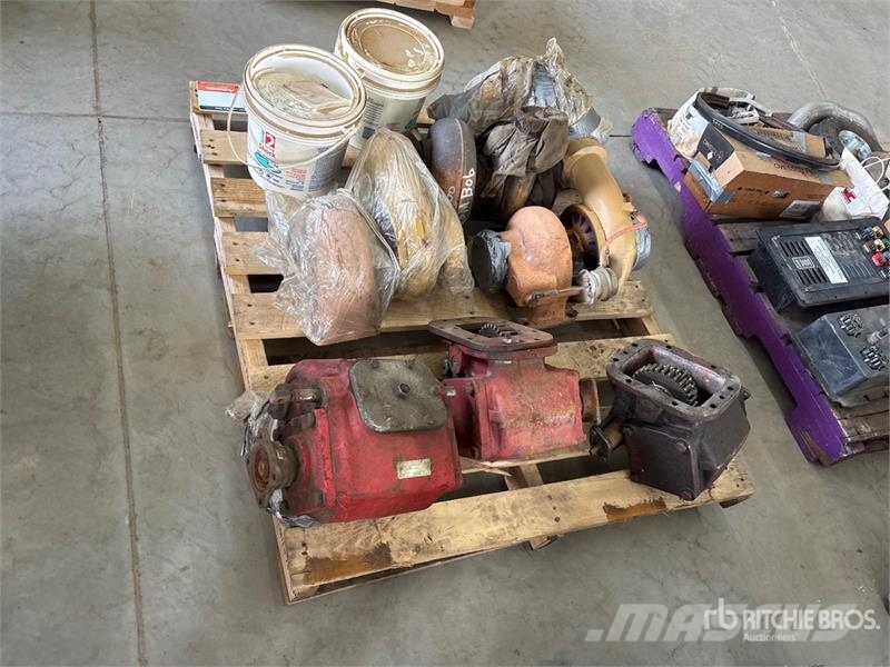  Quantity of Misc. Engine Parts Transportes - Outros
