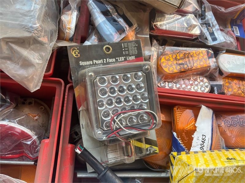 Quantity of Misc. Truck Parts (Unused) Transportes - Outros