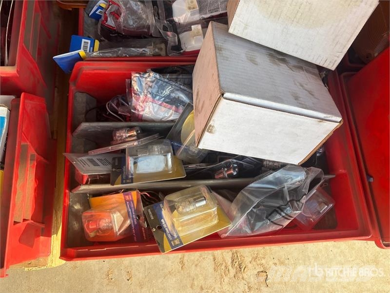 Quantity of Misc. Truck Parts (Unused) Transportes - Outros