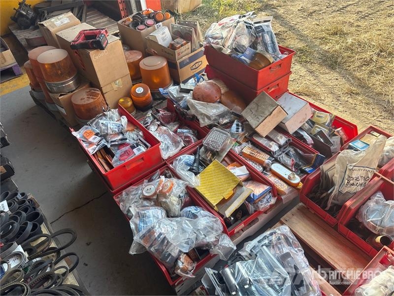 Quantity of Misc. Truck Parts (Unused) Transportes - Outros