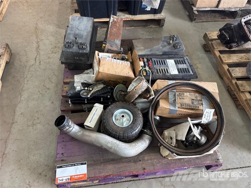 Quantity of Misc. Truck Parts Transportes - Outros