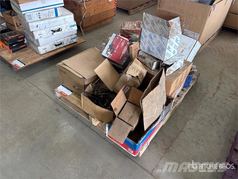 Quantity of Misc. Truck Parts (Unused) Transportes - Outros