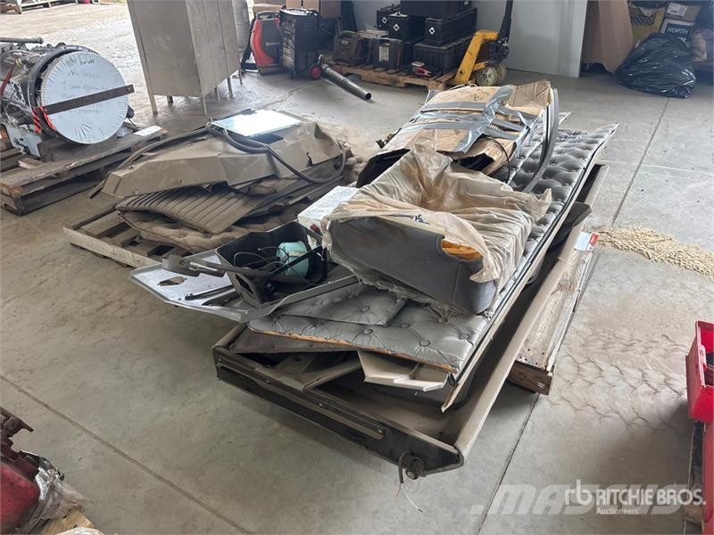 Quantity of Misc. Truck Parts Transportes - Outros