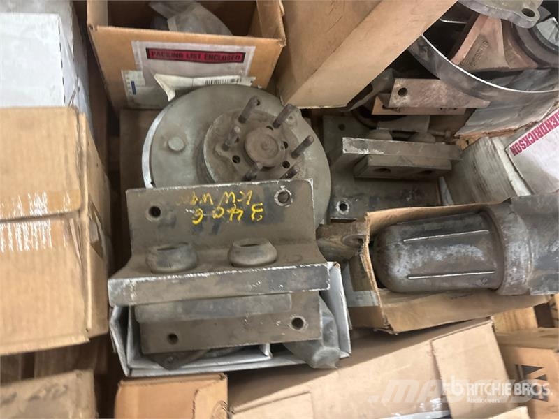  Quantity of Misc Truck Parts Transportes - Outros
