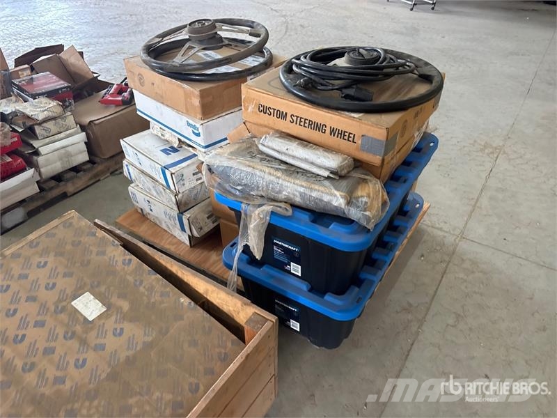  Quantity of Misc. Truck Parts (Unused) Transportes - Outros

