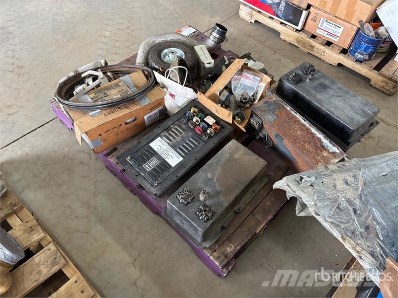 Quantity of Misc. Truck Parts Transportes - Outros