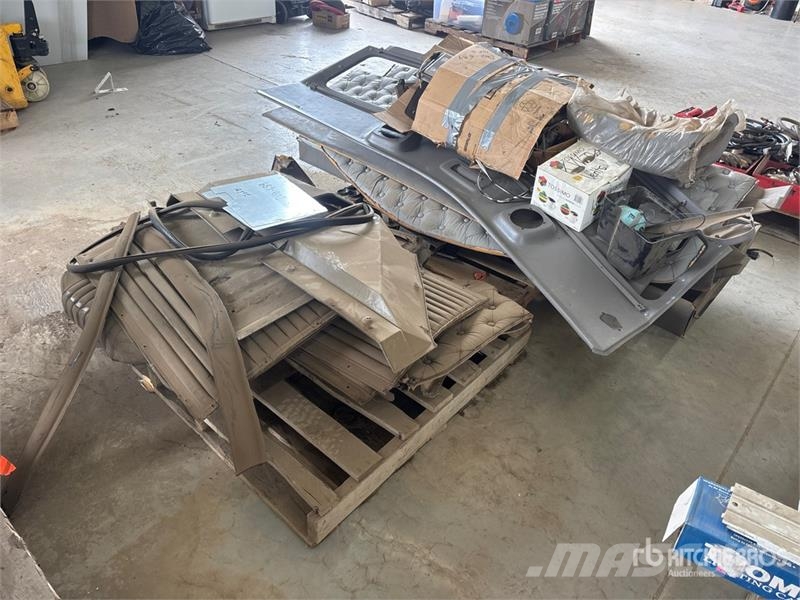 Quantity of Misc. Truck Parts Transportes - Outros