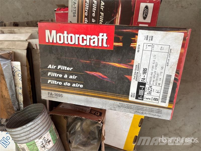 Quantity of Misc. Truck Parts (Unused) Transportes - Outros
