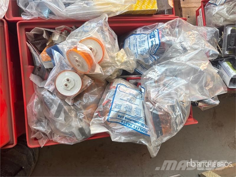 Quantity of Misc. Truck Parts (Unused) Transportes - Outros