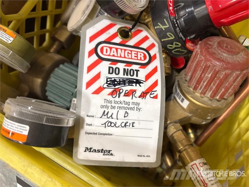  Quantity of Miscellaneous Welding Supplies ماكينات زراعية - غير ذلك