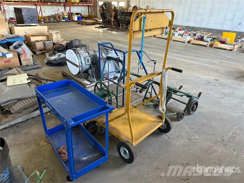  Quantity of Miscellaneous Shop Carts Drugi deli