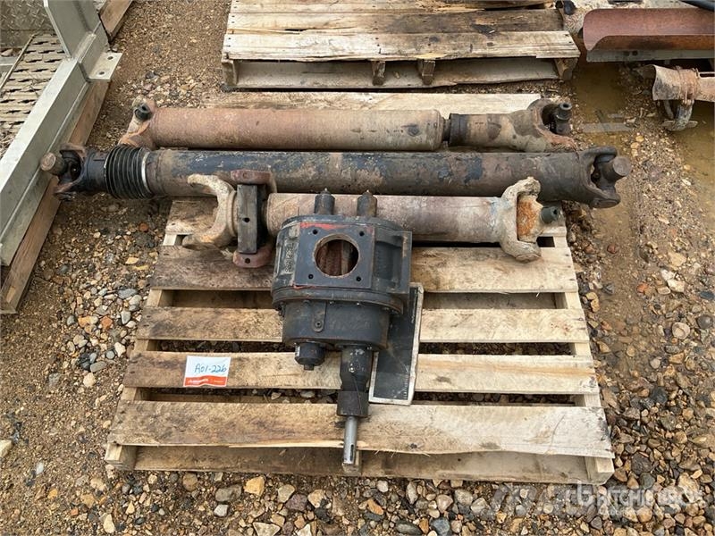 Quantity of Miscellaneous Truck Parts Ostale kargo komponente