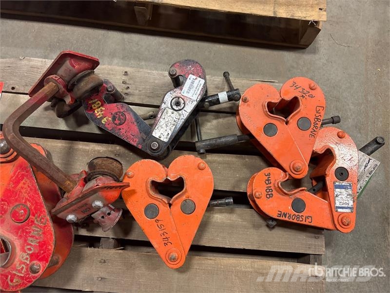  Quantity of Miscellaneous Beam Clamps Rigging أجزاء ومعدات رافعات