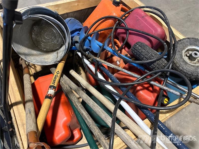 Quantity of Miscellaneous Landscaping Equipment Ostale poljoprivredne mašine