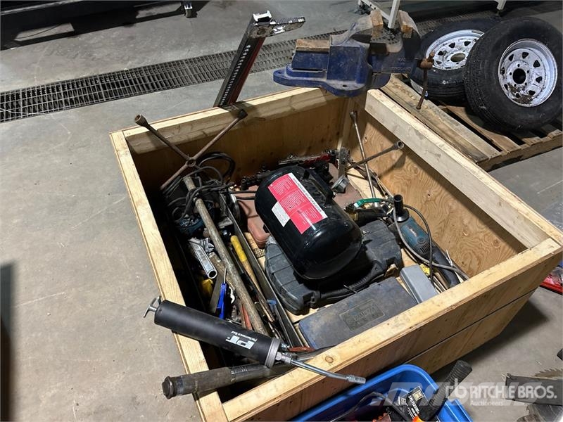 Quantity of Miscellaneous Mechanic Tools Drugi deli