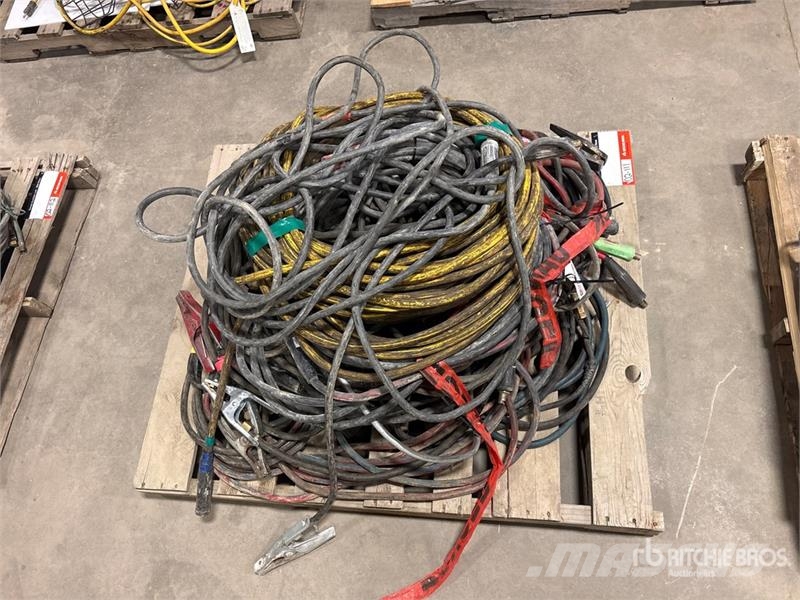  Quantity of Miscellaneous Welding Leads ماكينات زراعية - غير ذلك