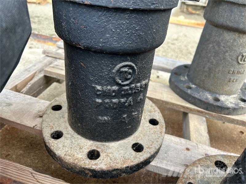 Quantity of Miscellaneous Pipe Elbows Construction - Autres