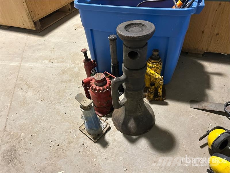 Quantity of Miscellaneous Mechanic Tools Drugi deli