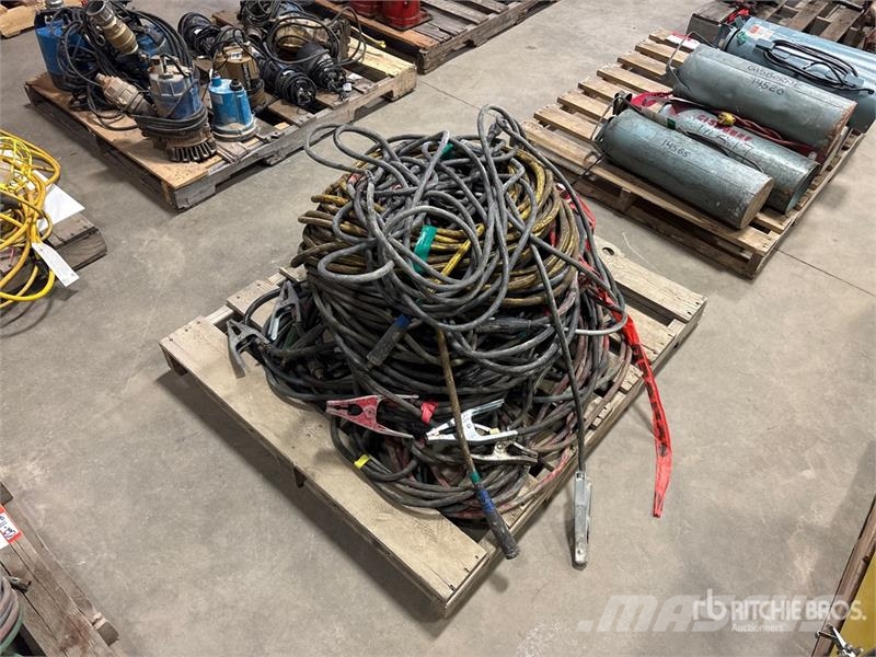  Quantity of Miscellaneous Welding Leads ماكينات زراعية - غير ذلك